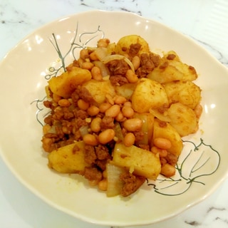 ほっこり美味い!カレー風味の大豆ひき肉じゃが